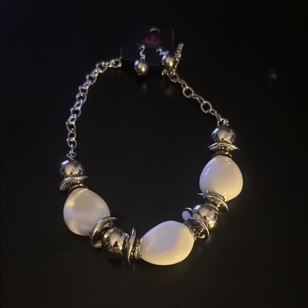3/$10 Sale!! Elegant Silver and White Beaded Necklace